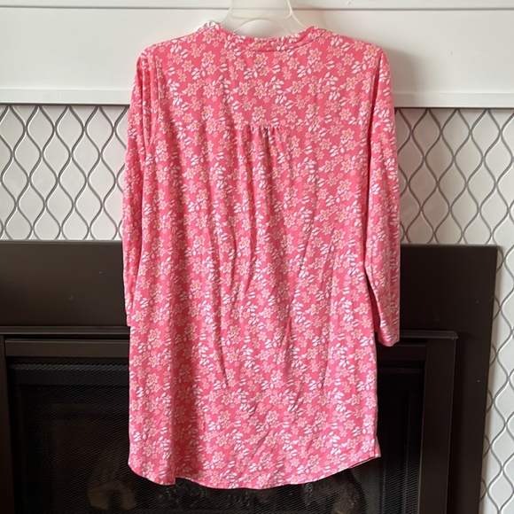 Sleep shirt ~ nightgown soft pink - mid length - Picture 2 of 3